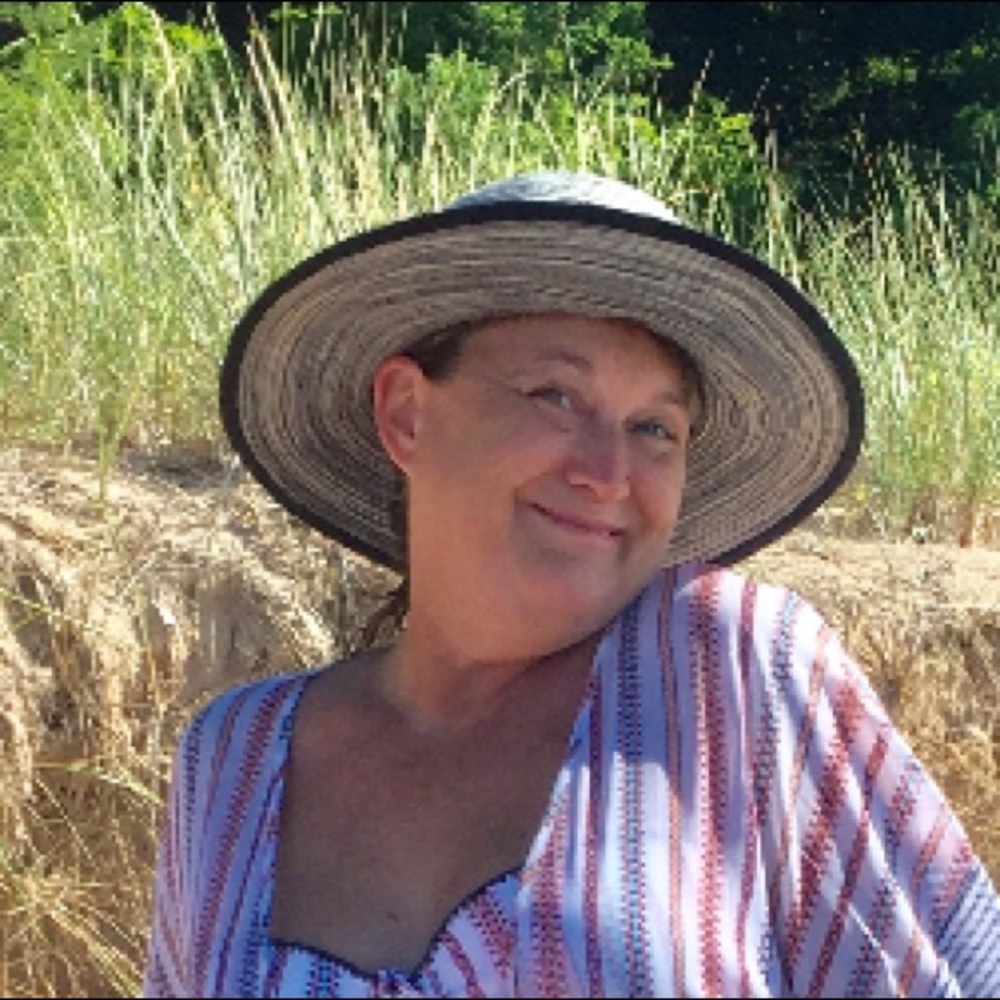Meet your Posher, Laura